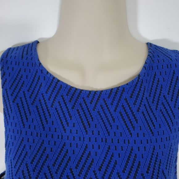 Forever 21 Plus Geometric Print Crop Tank Top - Picture 5 of 10